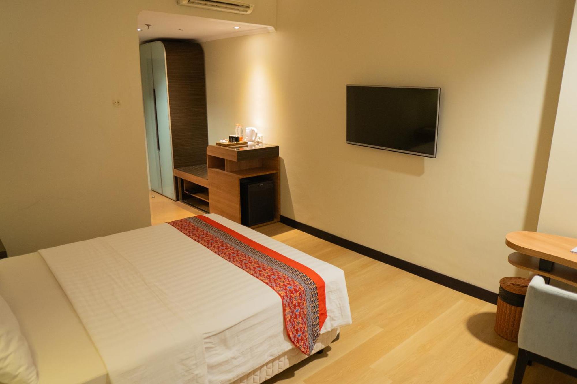 Brits Hotel Pangkalanbuun Esterno foto